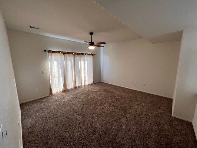 Foto del edificio - 2670 Turquoise St