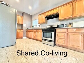 Building Photo - 2422 Venice Blvd.