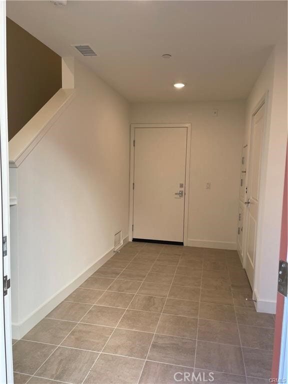 Building Photo - 3327 Doheny Way