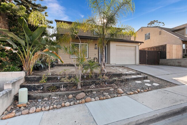 Building Photo - 1754 Hanford Dr