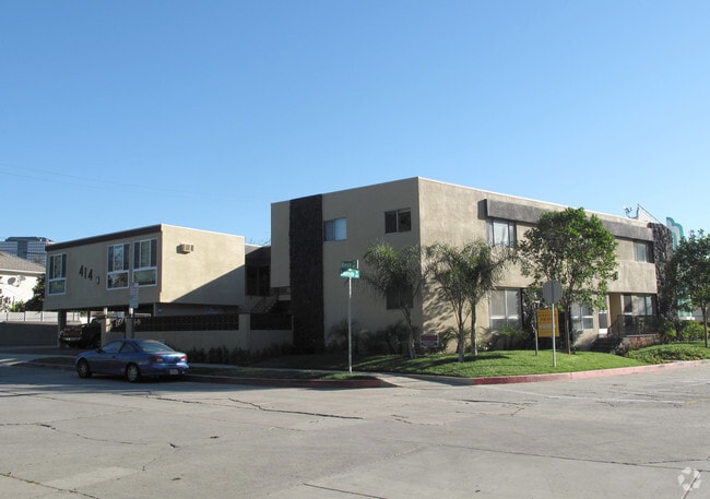 Building Photo - 414 S Rose