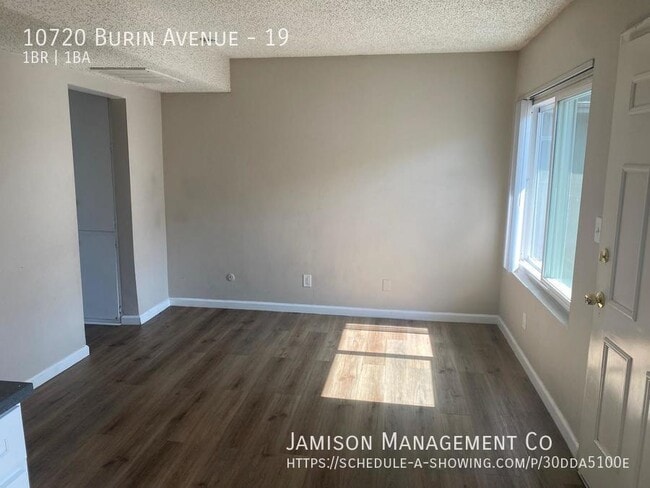 Building Photo - 10720 S Burin Ave