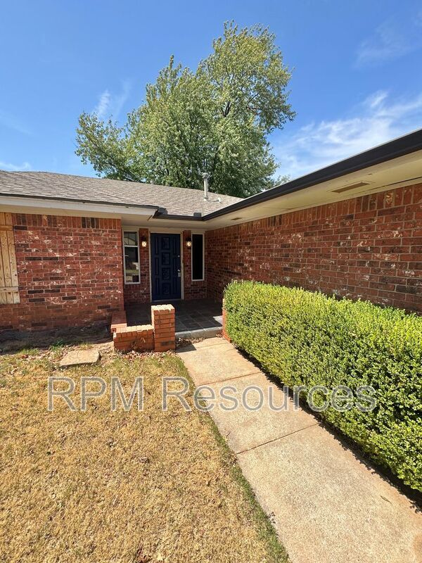 Foto del edificio - 11813 Larkdale Dr