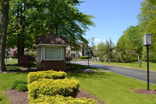 Southcreek - Southcreek Apartments