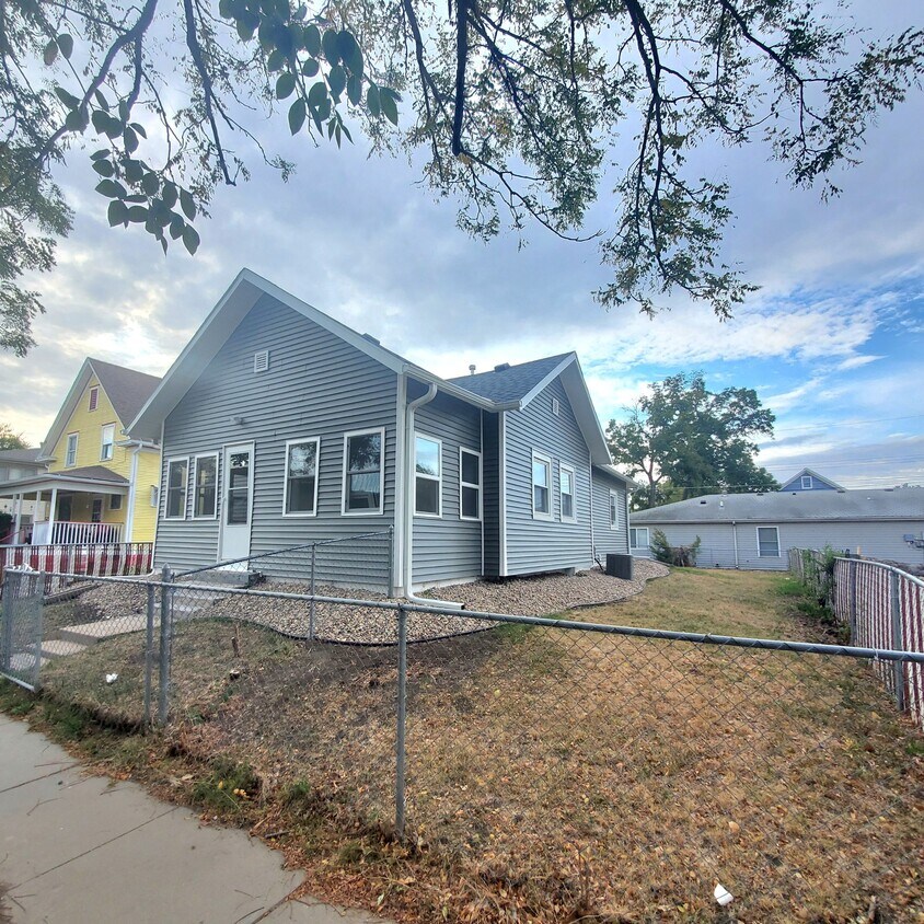 Primary Photo - 2315 Lynn St