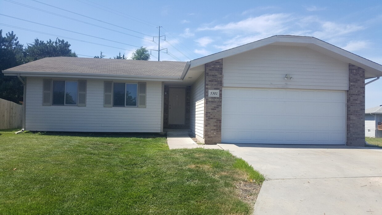 5301 Drew Pl, Lincoln, NE 68516 House Rental in Lincoln, NE
