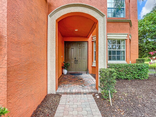 Building Photo - 2920 Shaughnessy Dr