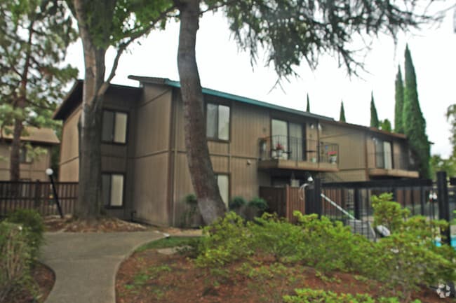 Building Photo - Quail Terrace Apartments