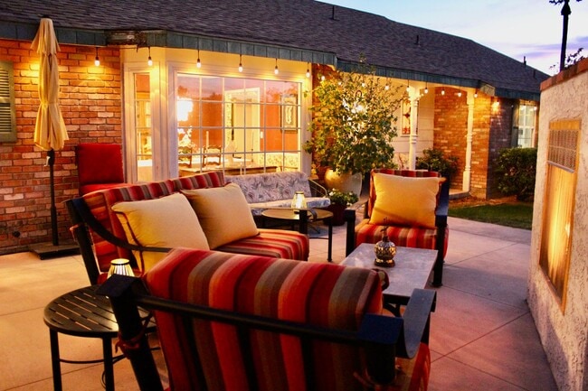 Foto del edificio - Beautiful North Mesa Home with a Pool!