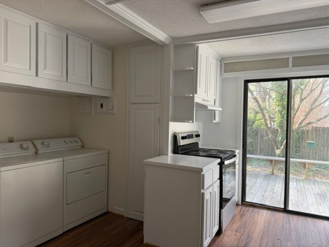 Building Photo - Great Experiences Are Just Around The Corner at Keener!