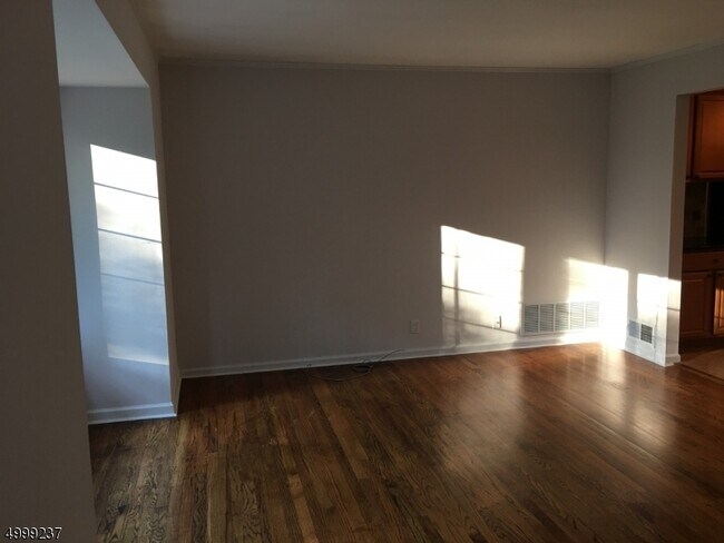 Foto del edificio - 58 Beechwood Rd