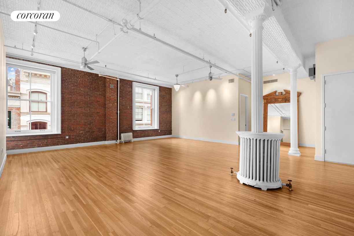Primary Photo - 54 Greene St