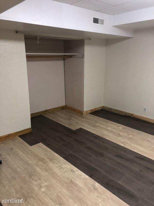 Foto del edificio - 1705 W Tenth Ave