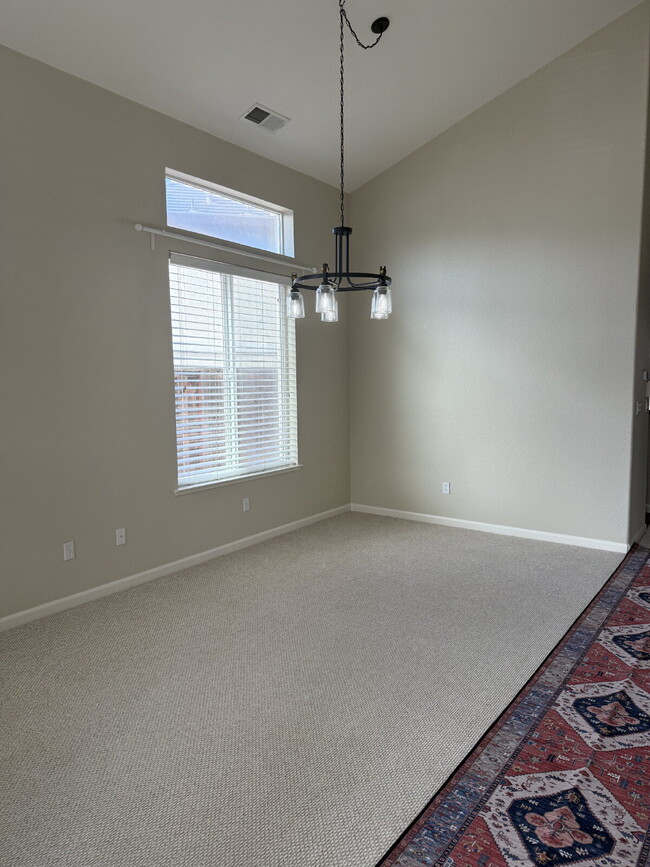 Building Photo - Charming 4-Bedroom, 3-Bathroom Single-Family Home