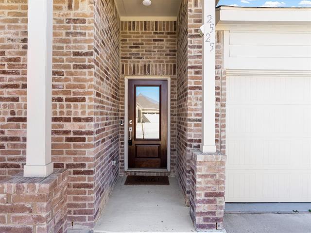 Foto del edificio - 2525 Starwater Dr