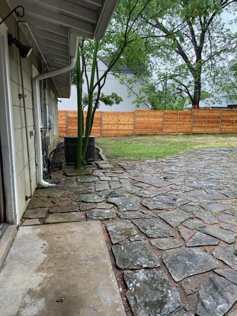 Building Photo - 6106 Bull Creek Rd