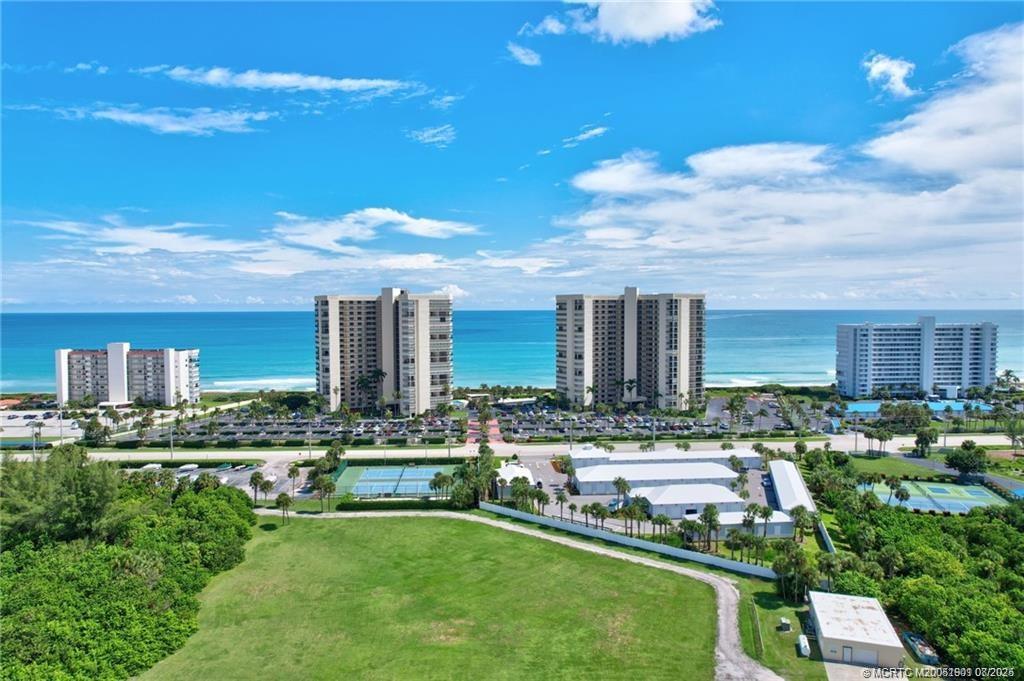 Primary Photo - 9500 S Ocean Dr
