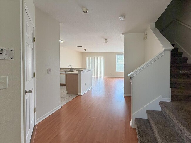 Foto del edificio - 6244 Olivedale Dr