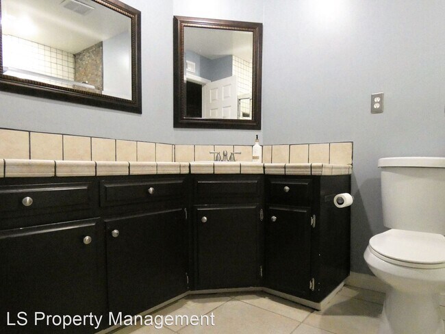 Foto del edificio - 3 br, 2 bath House - 8739 Parkcliff St.