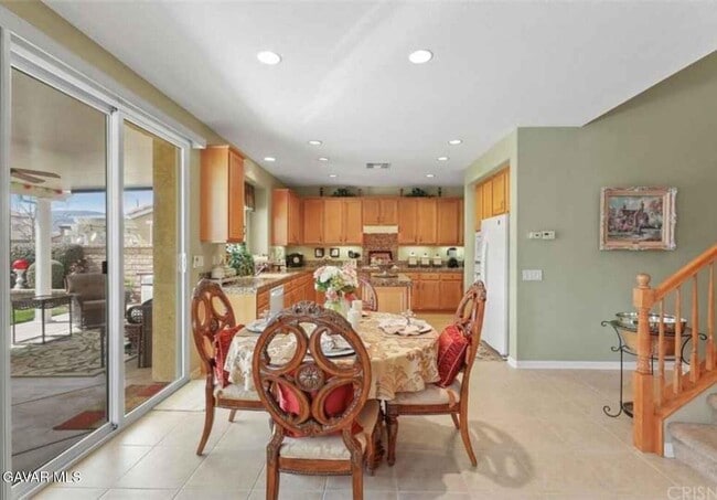 Building Photo - 2406 Loganberry Cir