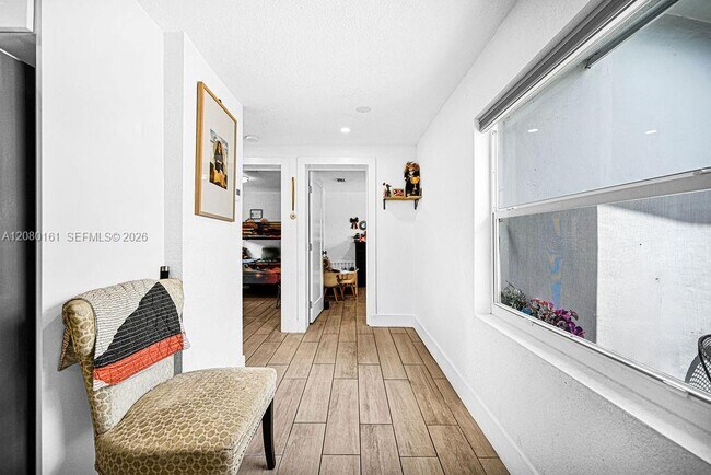 Foto del edificio - 6501 SW 4th St