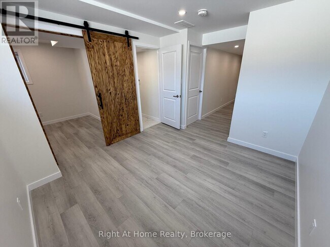 Photo du bâtiment - 237 Benninger Dr