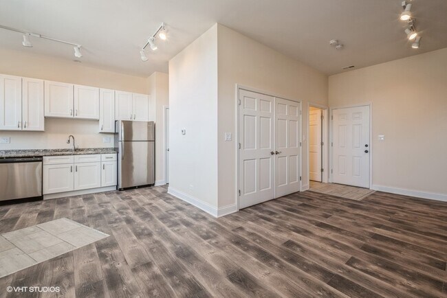 Foto del edificio - 9101 S Beverly Blvd