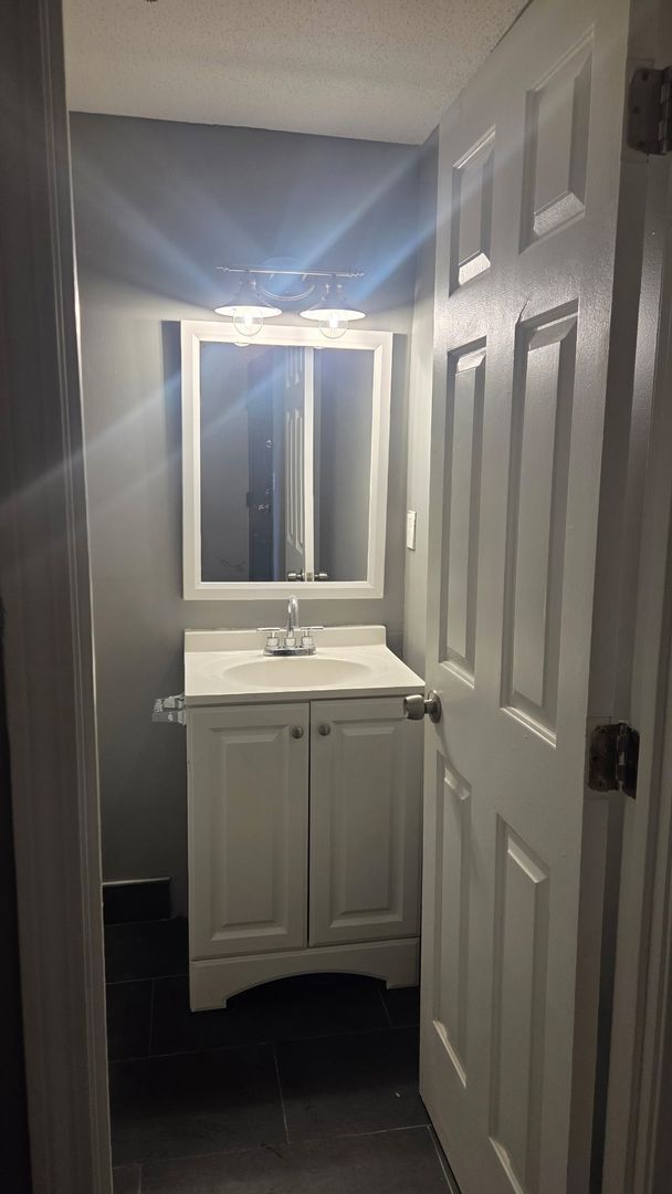 Interior Photo - SilverBrick Square