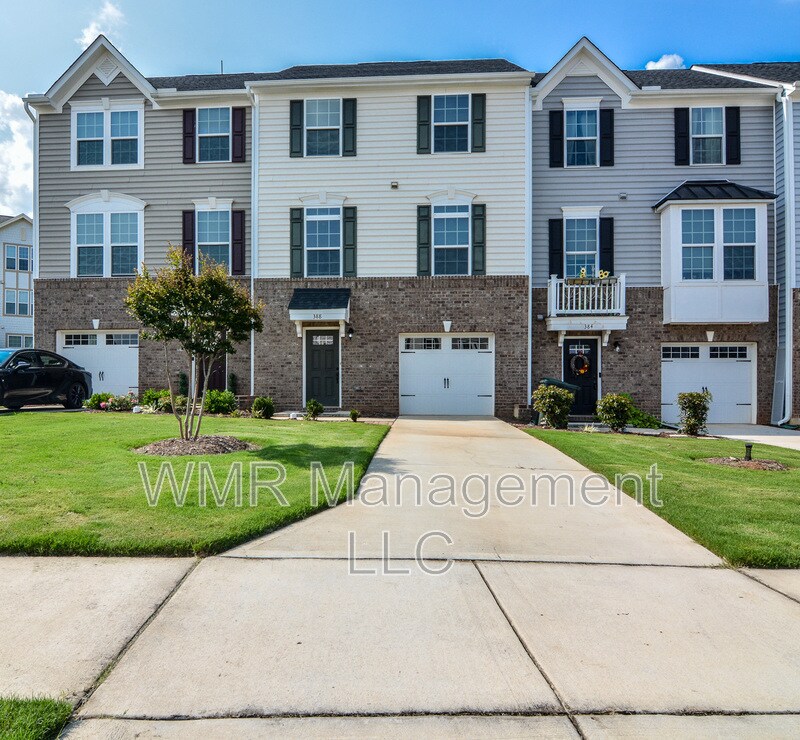 Primary Photo - 388 Amber Acorn Ave