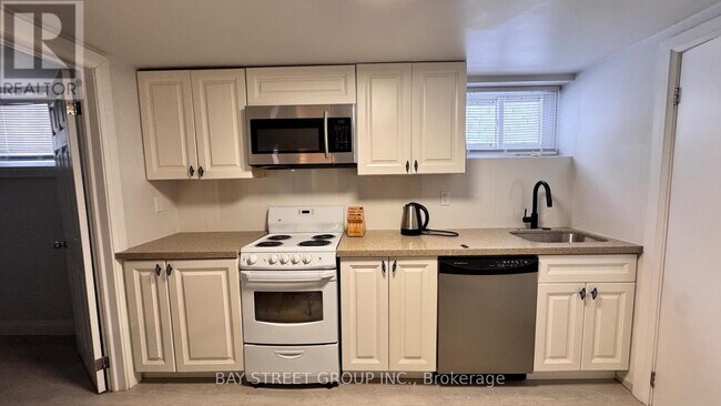 Photo du bâtiment - 5513 Spring St