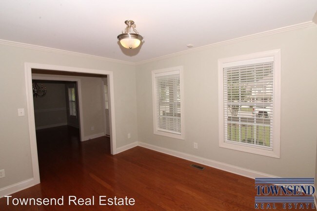 Foto del edificio - 3 br, 2.5 bath House - 366 Orchard Falls Dr