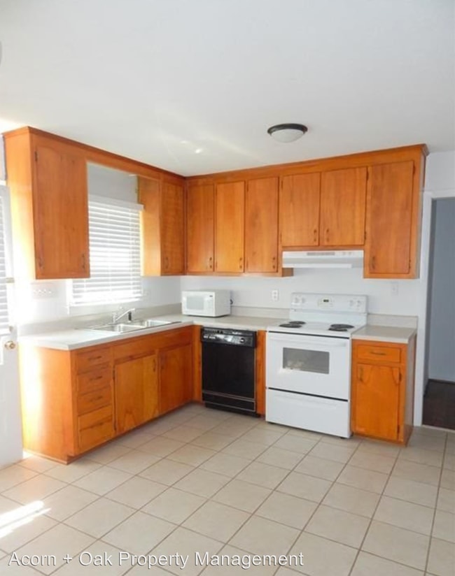 Building Photo - 2 br, 1 bath House - 5131 Lundy Drive
