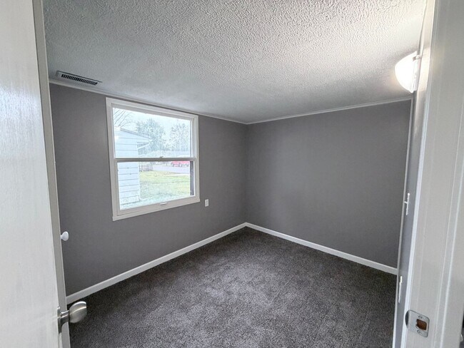 Foto del edificio - Newly renovated 3 bedroom house