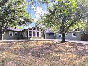 Building Photo - 617 Dunaway Ln