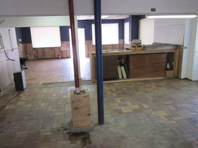 Building Photo - 5129 Midland Trl