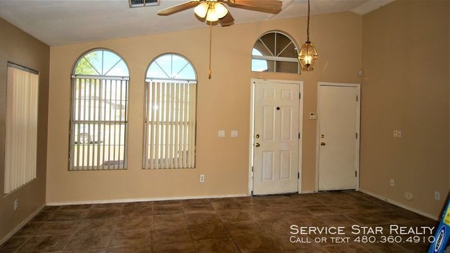 Foto del edificio - Awesome 3+2  91st / McDowell