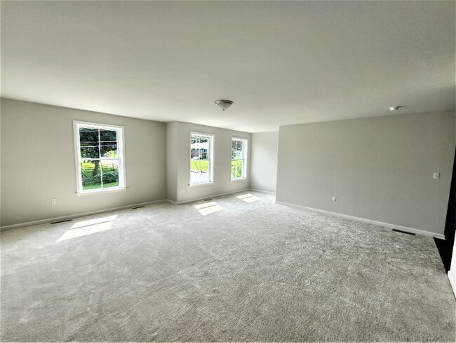 Building Photo - 1604 Clauser St