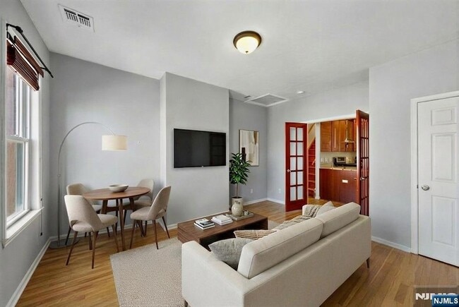 Photo - 364 New York Ave Apartment