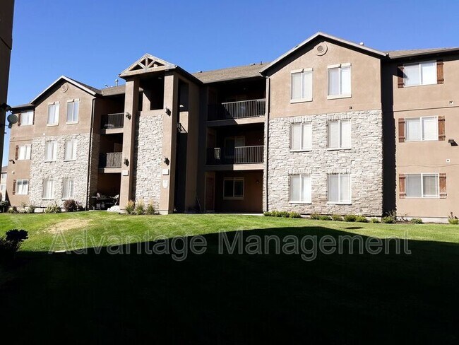 Foto del edificio - 3569 E Rock Creek Rd