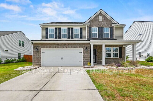 Foto del edificio - 126 Daniels Creek Cir