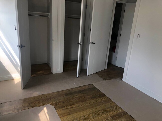 Foto del edificio - 21-35-35 71st St