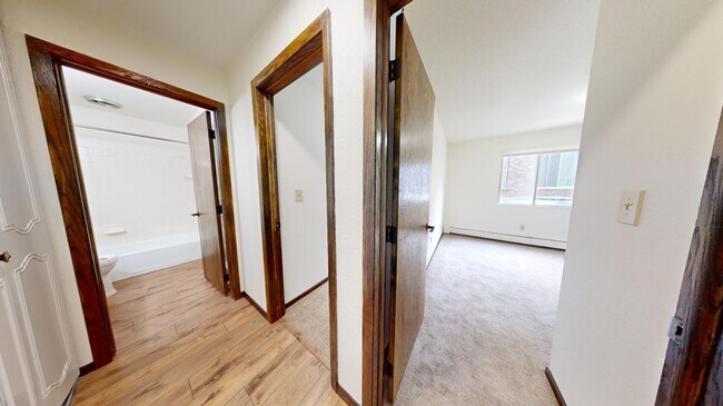 Foto del edificio - 3050 Old Hwy 8