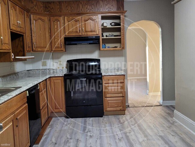 Foto del edificio - 3 br, 2 bath House - 12 South Buhler Road