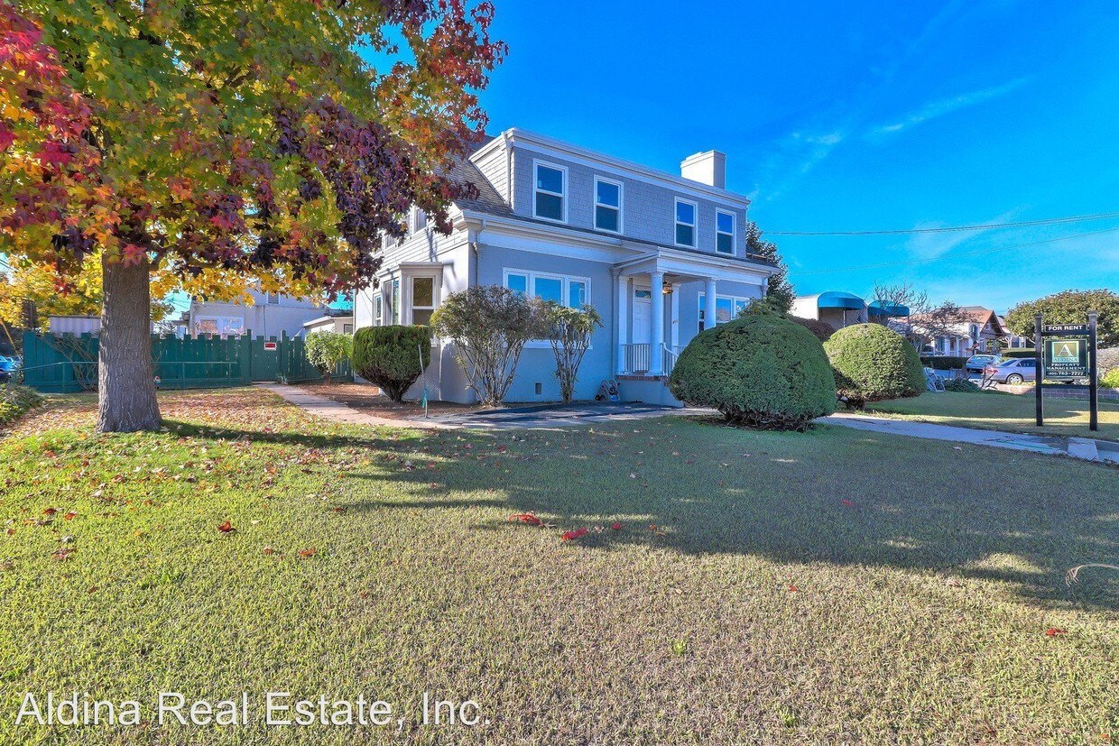 Primary Photo - 5 br, 3 bath House - 905 Freedom Blvd.