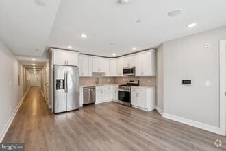 Building Photo - 1309 S 52nd St