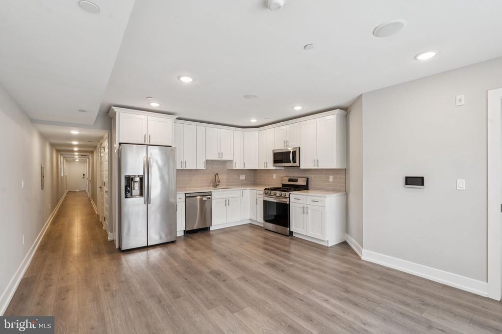Primary Photo - 1309 S 52nd St