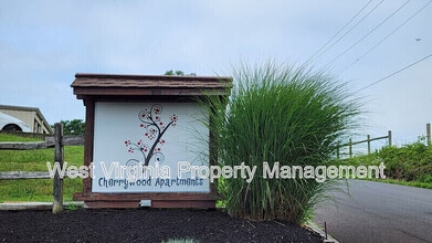 Building Photo - 10 Cherrywood Terrace