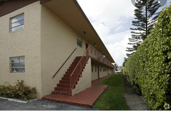 Foto del edificio - 10979 SW 3rd St