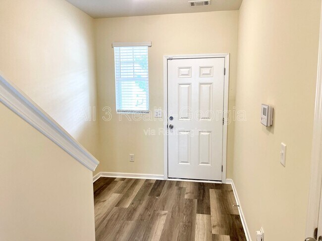 Foto del edificio - 11971 Fuller St