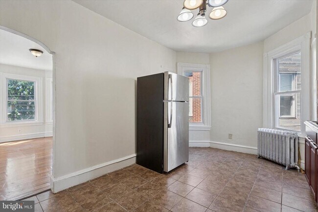 Foto del edificio - 903 W Duncannon Ave